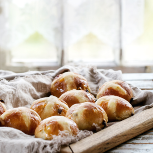 Hot Cross Buns (Online), Sat March 28, 10-11:30, All Ages!